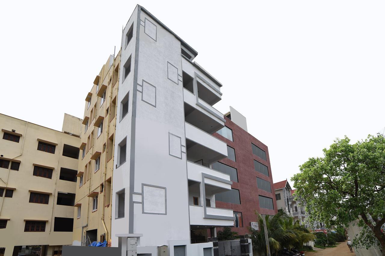 מלון היידראבד Oyo 16606 Iconic Living מראה חיצוני תמונה