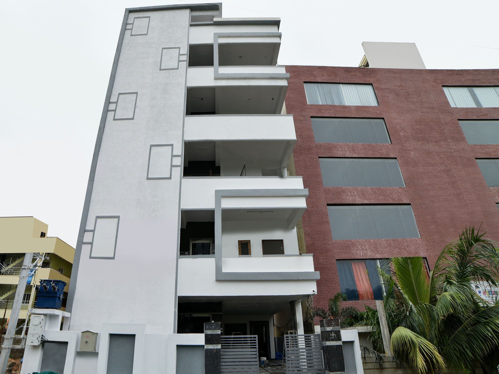 מלון היידראבד Oyo 16606 Iconic Living מראה חיצוני תמונה